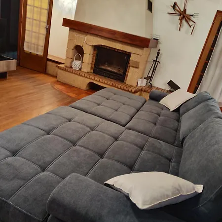 Maison A La Ferme Nyaraló Échillais